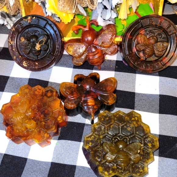 Honey 🍯 Bee 🐝 Bundle Unisex Vegan Glycerin Soap 🧼 - Picture 12 of 14